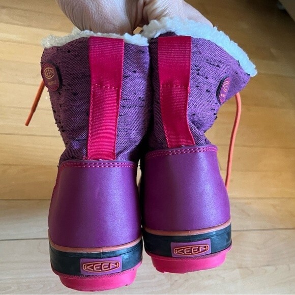 Keen Elsa Waterproof Boots in Purple 6 - Picture 7 of 13